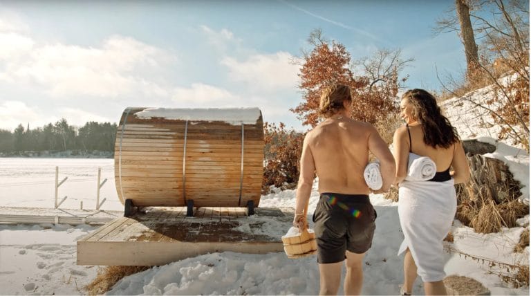 Outdoor-sauna-infrared-custom-family