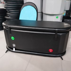 cold-water-bath-ice-tub-2 cold-water-bath-ice-tub-for-adult-fitness-recovery-with-cooling-water-therapy-portable-pvc-inflatable